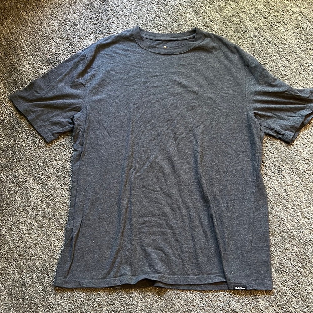Field and stream soft tshirt size large